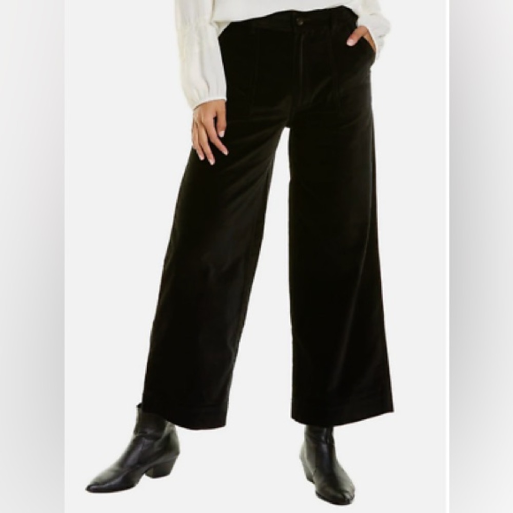 Frye Nadia Black Velvet Cropped Pant